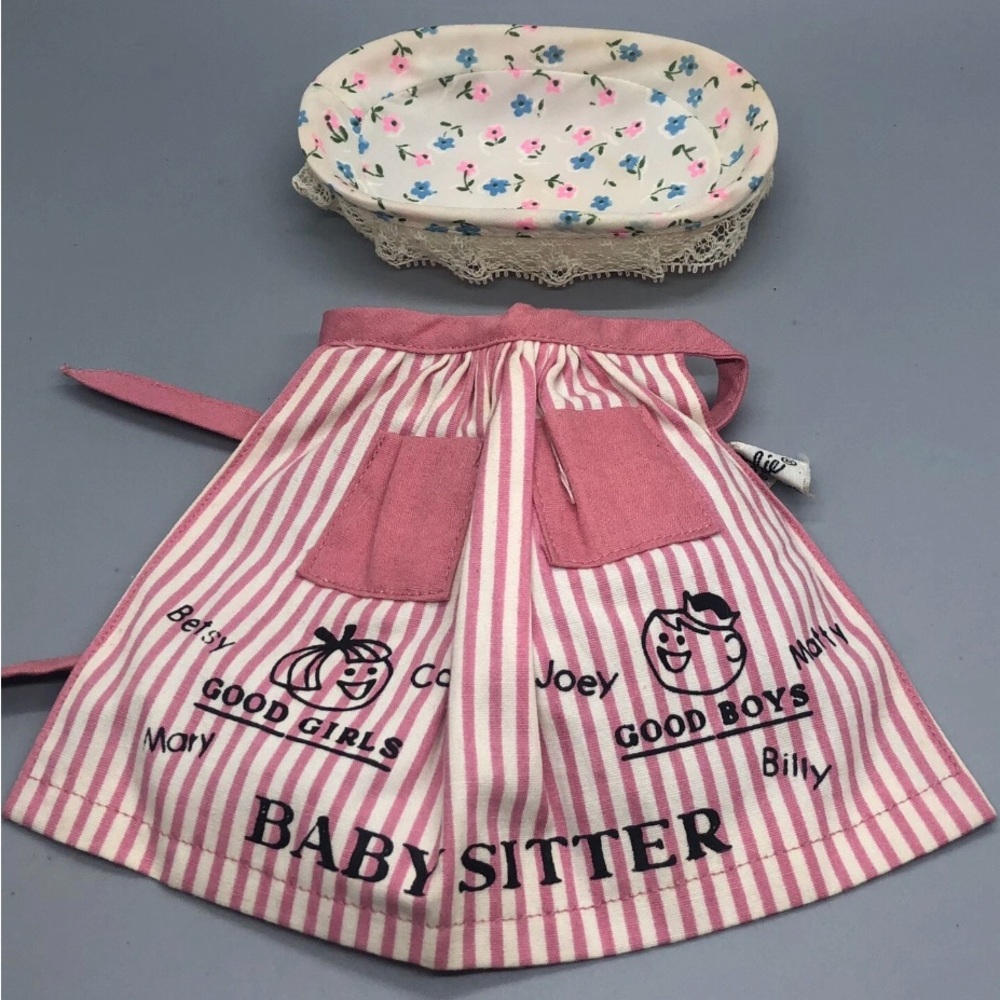 Vintage Barbie Baby Sits #953 Doll Apron & Bassinet 1960s
